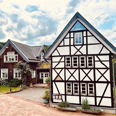 Вилла Fachwerkhaus Am Waldesrand Золинген Экстерьер фото